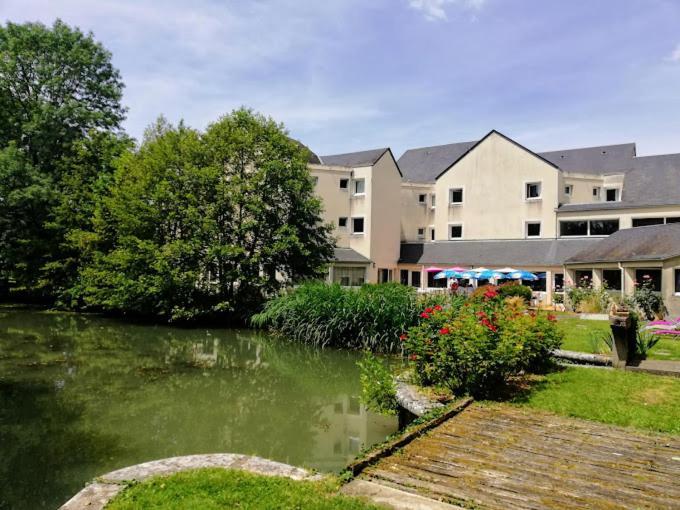 Logis Hotel Le Relais Du Moulin Валансе Экстерьер фото