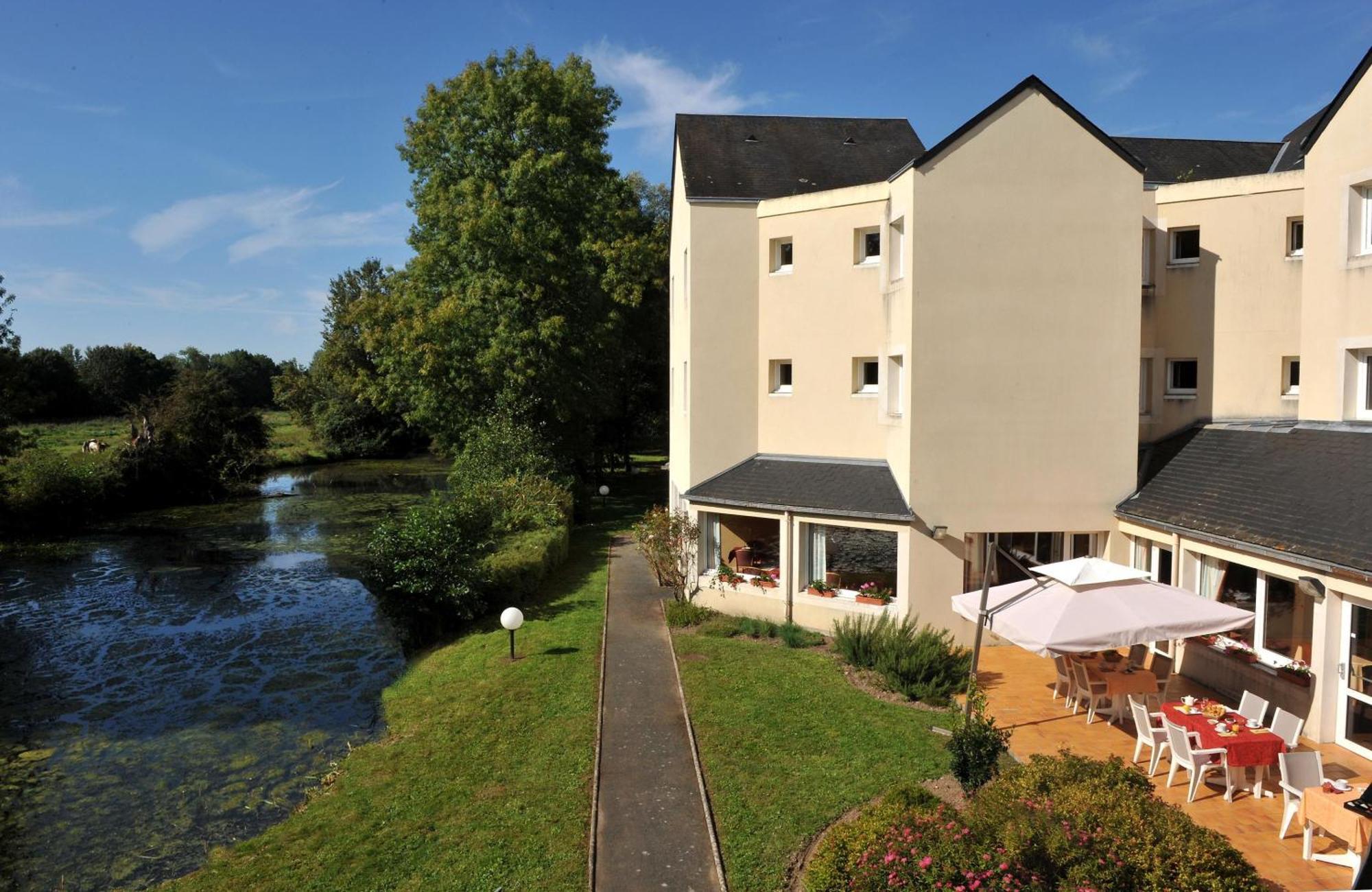 Logis Hotel Le Relais Du Moulin Валансе Экстерьер фото